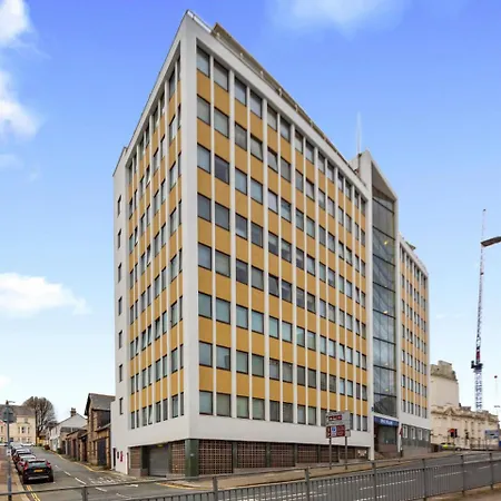 Standard En-Suite Apartment 2 Plymouth Exterior photo
